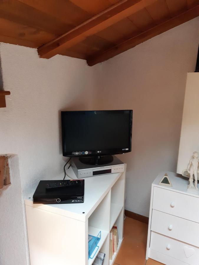 Little 58 Apartment ลุยโน ภายนอก รูปภาพ
